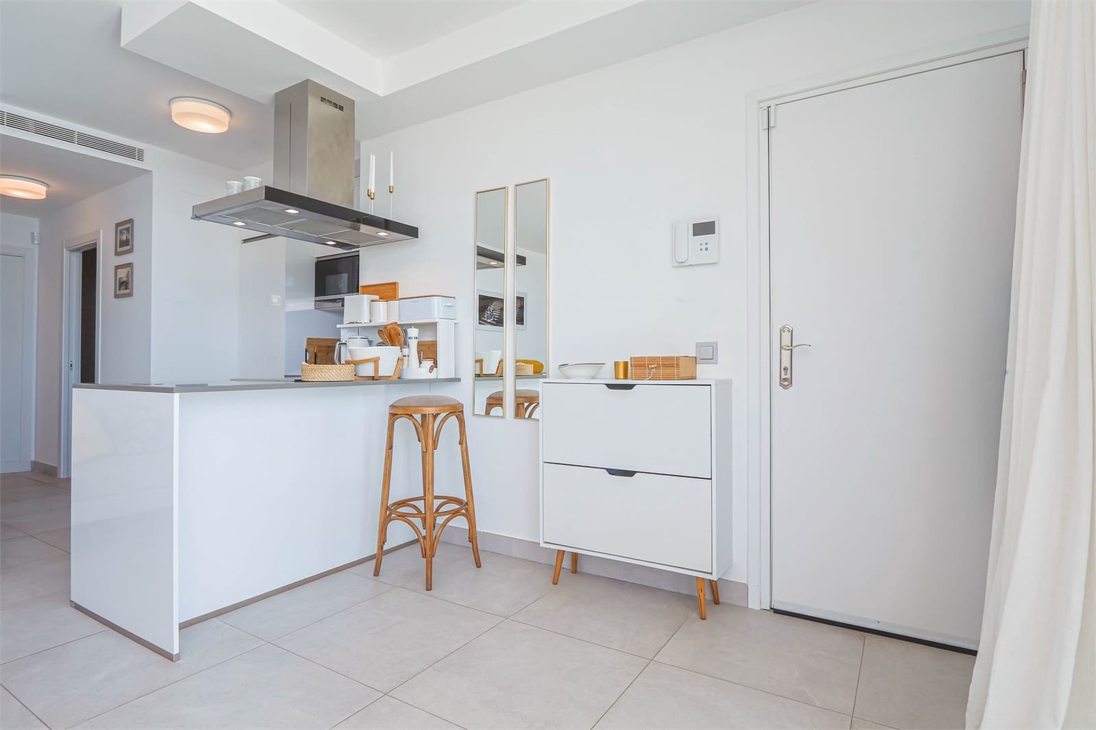 Apartamento de 2 habitaciones en Torrox en venta con piscina garaje - 525.000 € (Ref: 9976363)