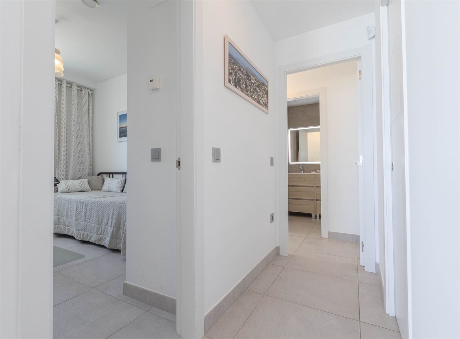 Apartamento de 2 habitaciones en Torrox en venta con piscina garaje - 525.000 € (Ref: 9976363)