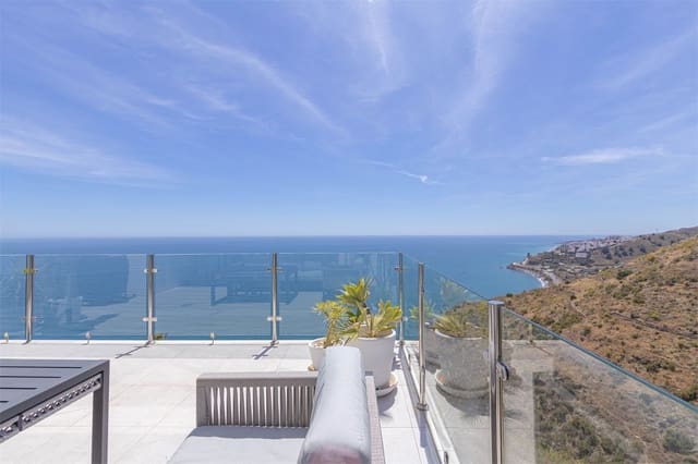 Leilighet til salgs i El Peñoncillo, Torrox - € 499 000 (Ref: 9976363)