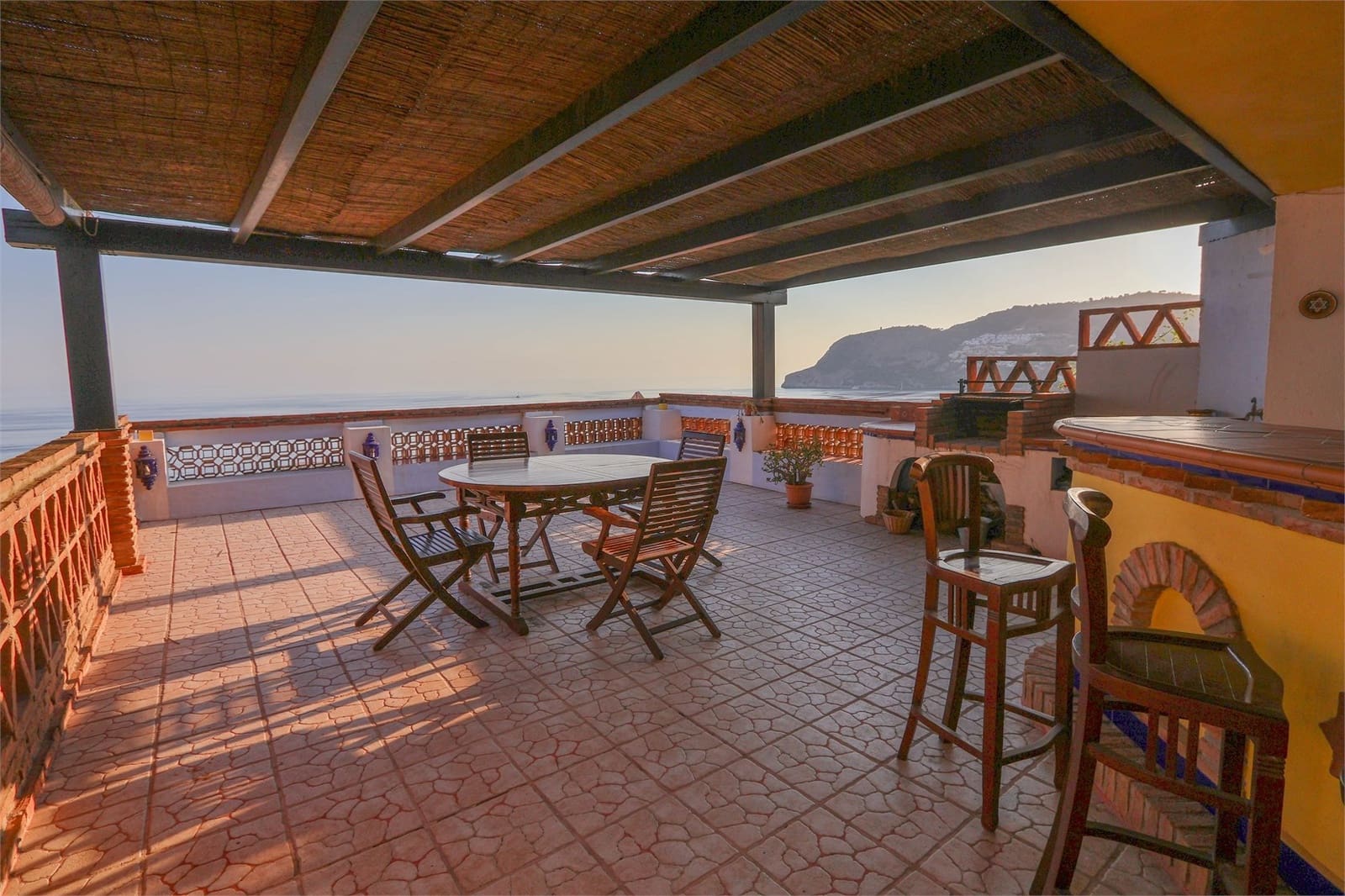 8 soveværelse Villa til salg i La Herradura med swimmingpool garage - € 1.350.000 (Ref: 9976364)