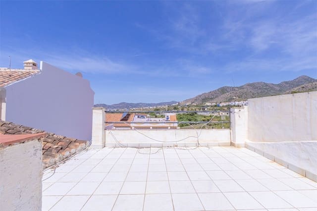 3 soverom Hus til salgs i Maro, Nerja - € 290 000 (Ref: 9976365)