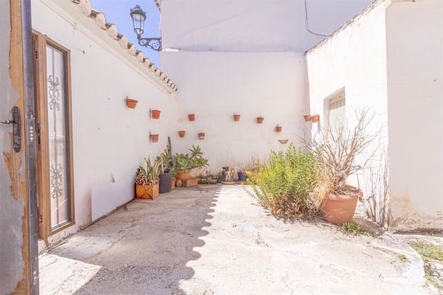 Omakotitalo myytävänä paikassa Maro, Nerja - 290 000 € (Ref: 9976365)