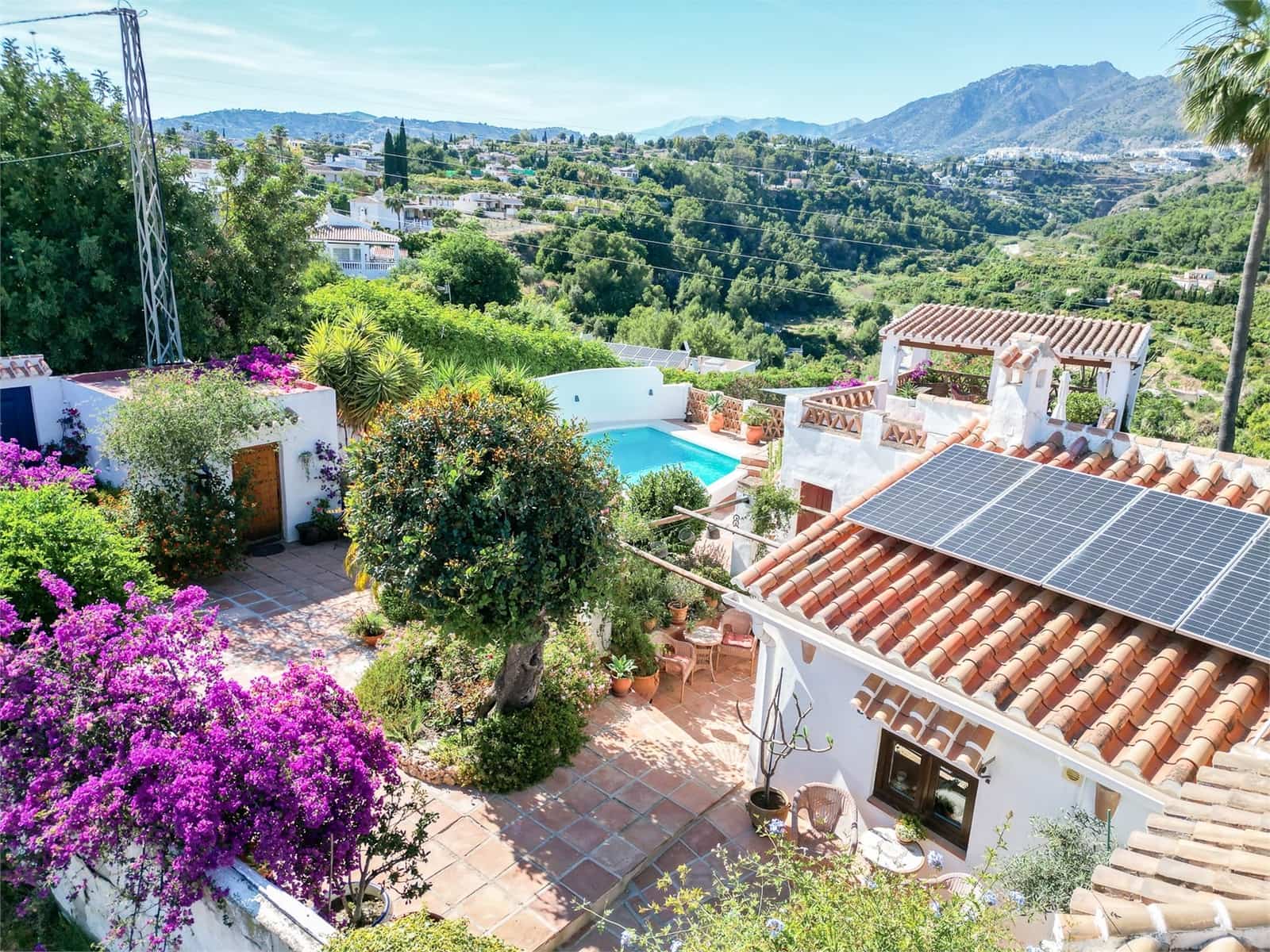 4 slaapkamer Villa te koop in Frigiliana met zwembad garage - € 995.000 (Ref: 9976366)