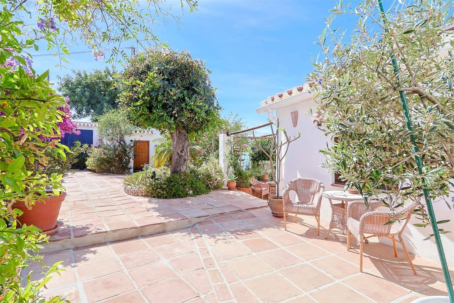 Villa for sale in Frigiliana with pool garage - € 895,000 (Ref: 9976366)