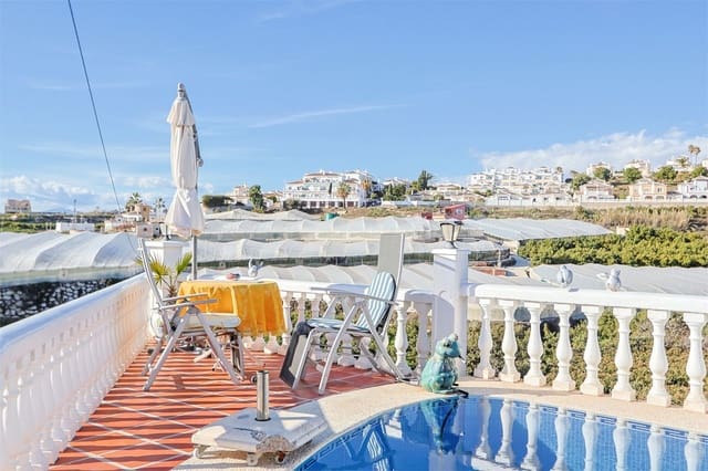 Villa till salu i Torrox Park, Torrox - 399 000 € (Ref: 9976368)