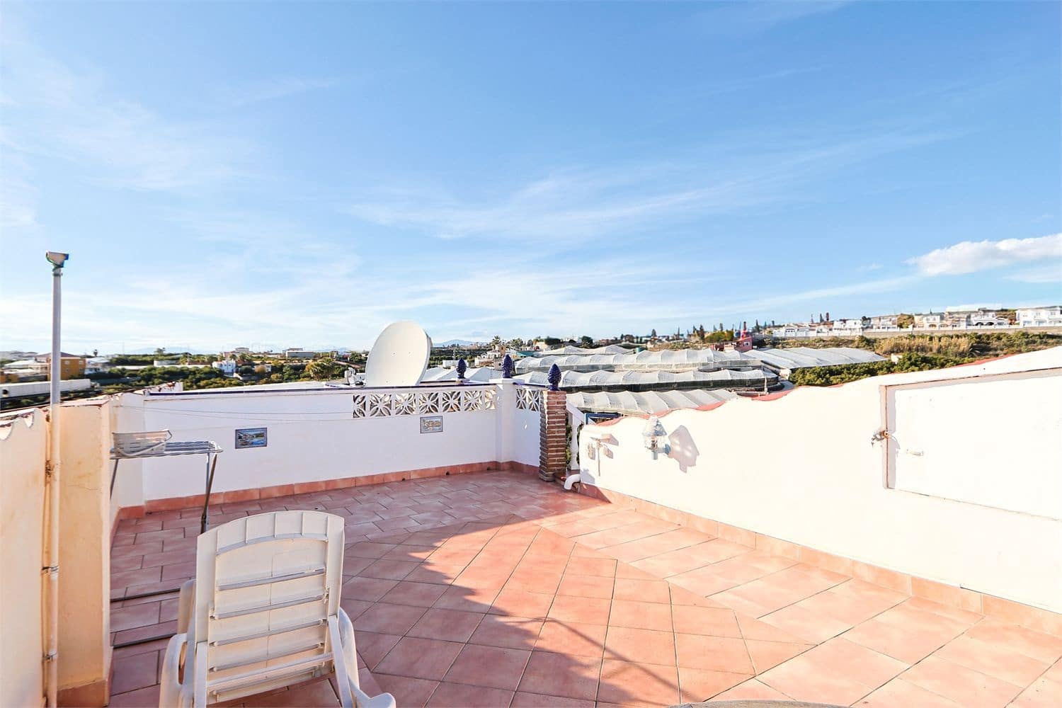 Huvila myytävänä paikassa Torrox Park - 399 000 € (Ref: 9976368)