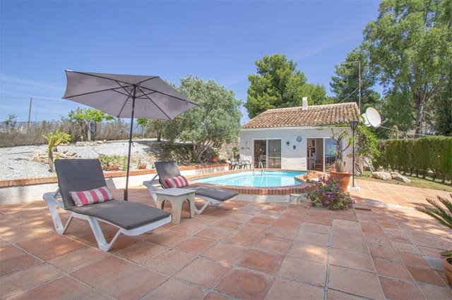 3 soveværelse Villa til salg i Frigiliana med swimmingpool garage - € 620.000 (Ref: 9976369)