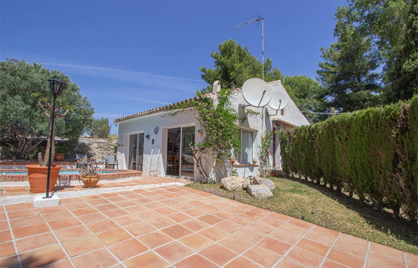 3 bedroom Villa for sale in Frigiliana with pool garage - € 620,000 (Ref: 9976369)