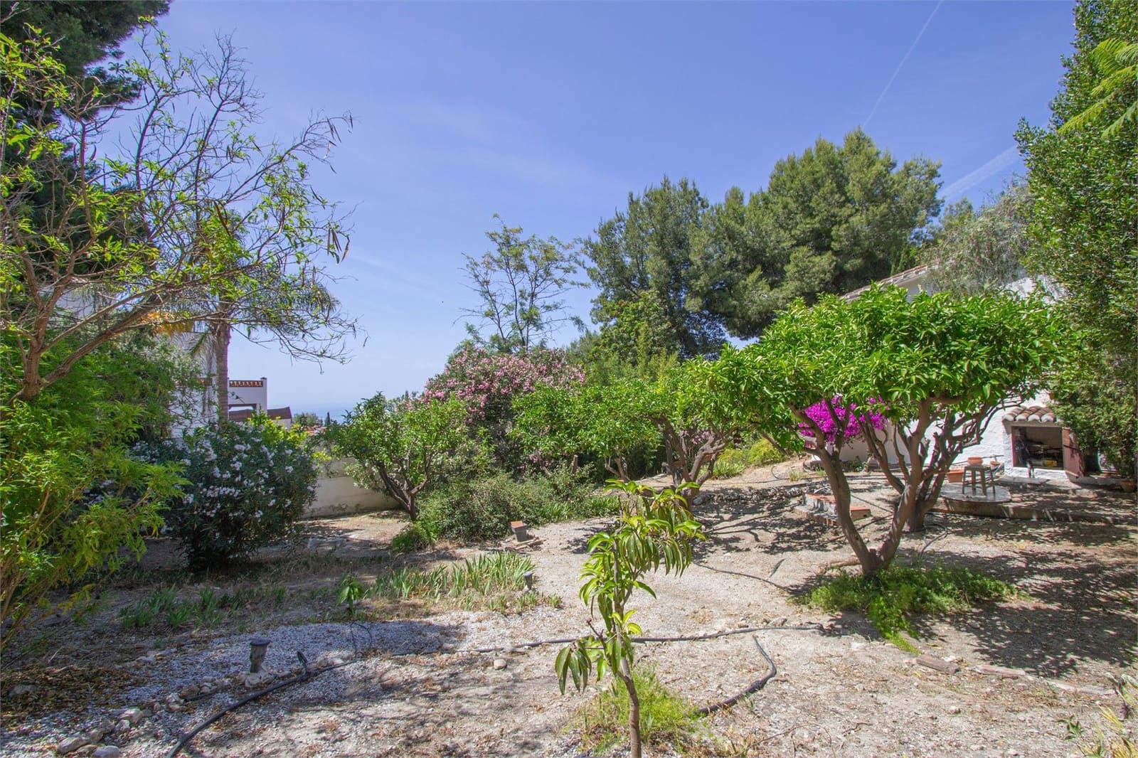 3 bedroom Villa for sale in Frigiliana with pool garage - € 620,000 (Ref: 9976369)