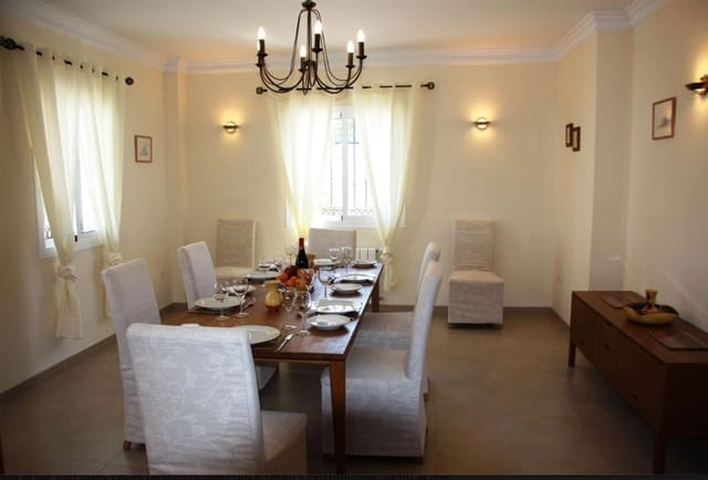 Moradia para venda em Frigiliana - 1 299 000 € (Ref: 9976370)