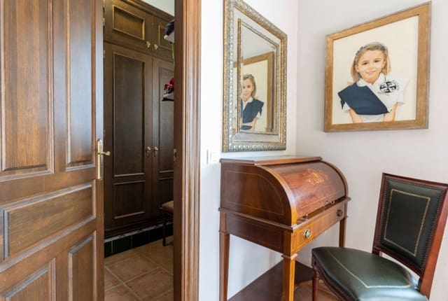 Villa/Maison à vendre à Motril - 499 000 € (Ref: 9976371)
