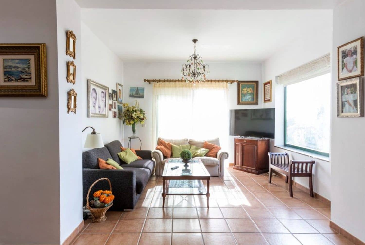 Moradia para venda em Motril - 499 000 € (Ref: 9976371)