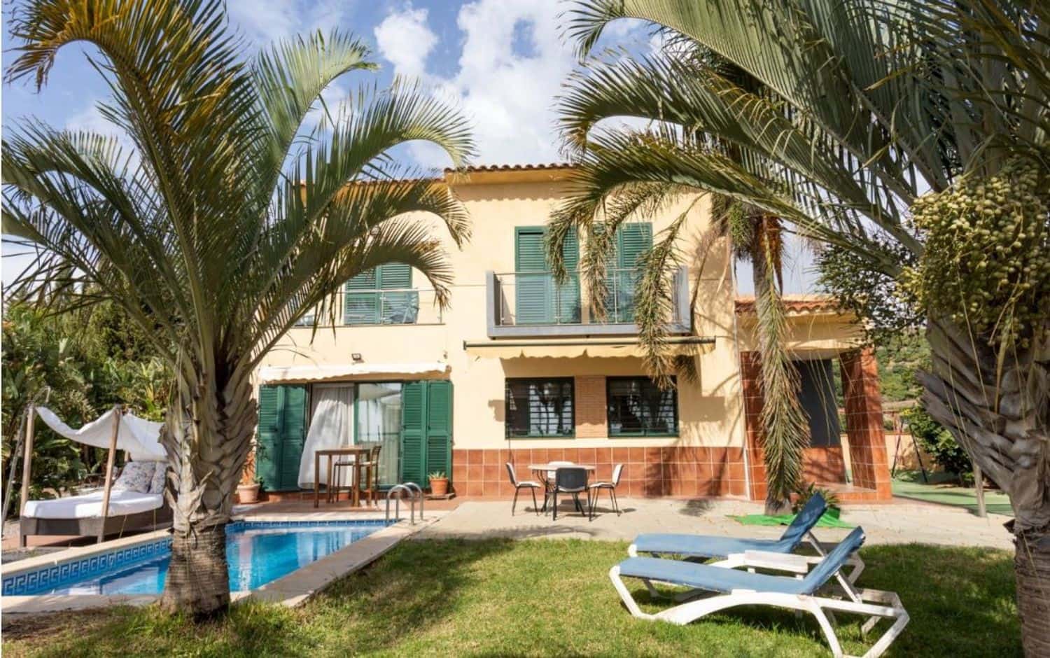 Moradia para venda em Motril - 499 000 € (Ref: 9976371)