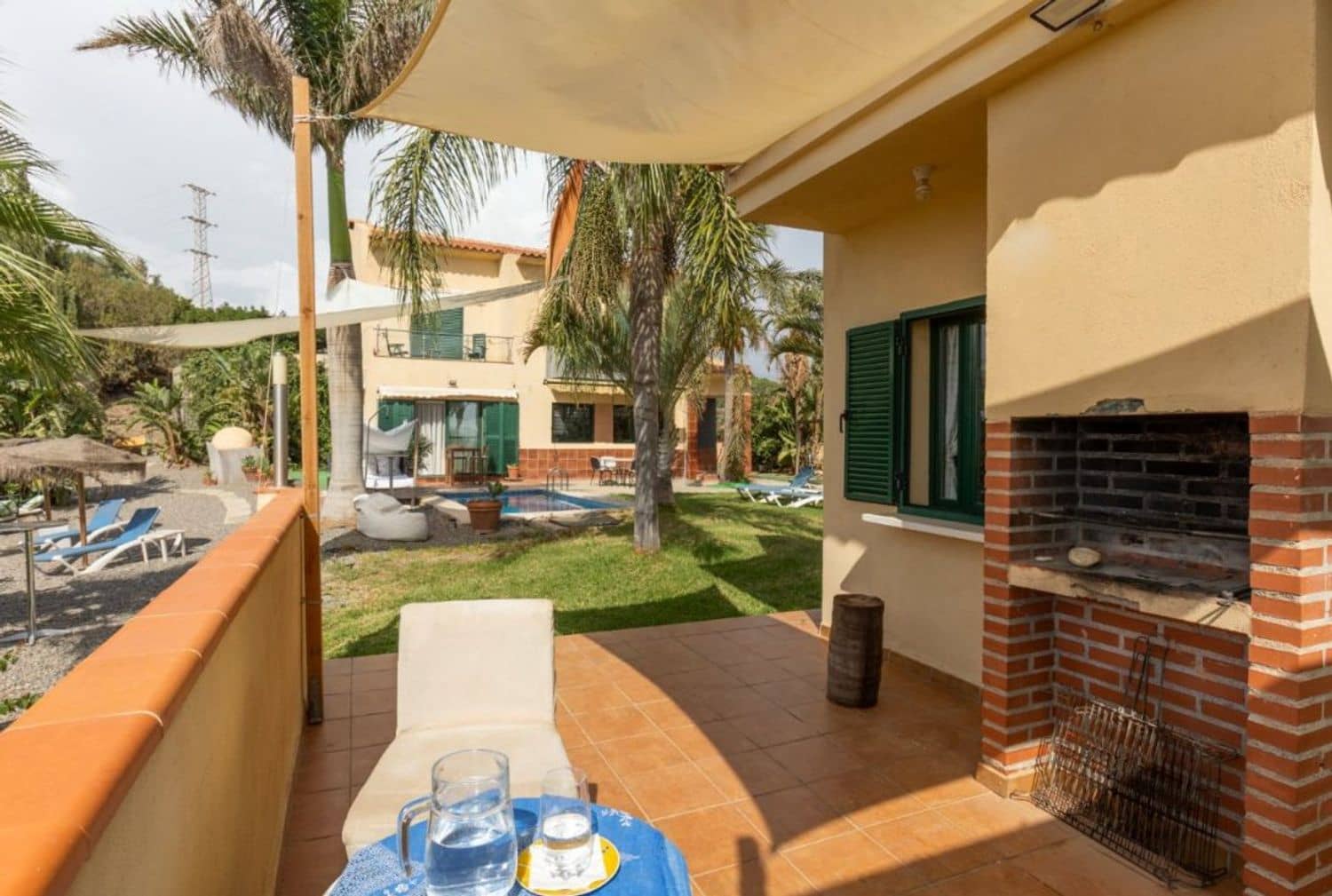 Moradia para venda em Motril - 499 000 € (Ref: 9976371)