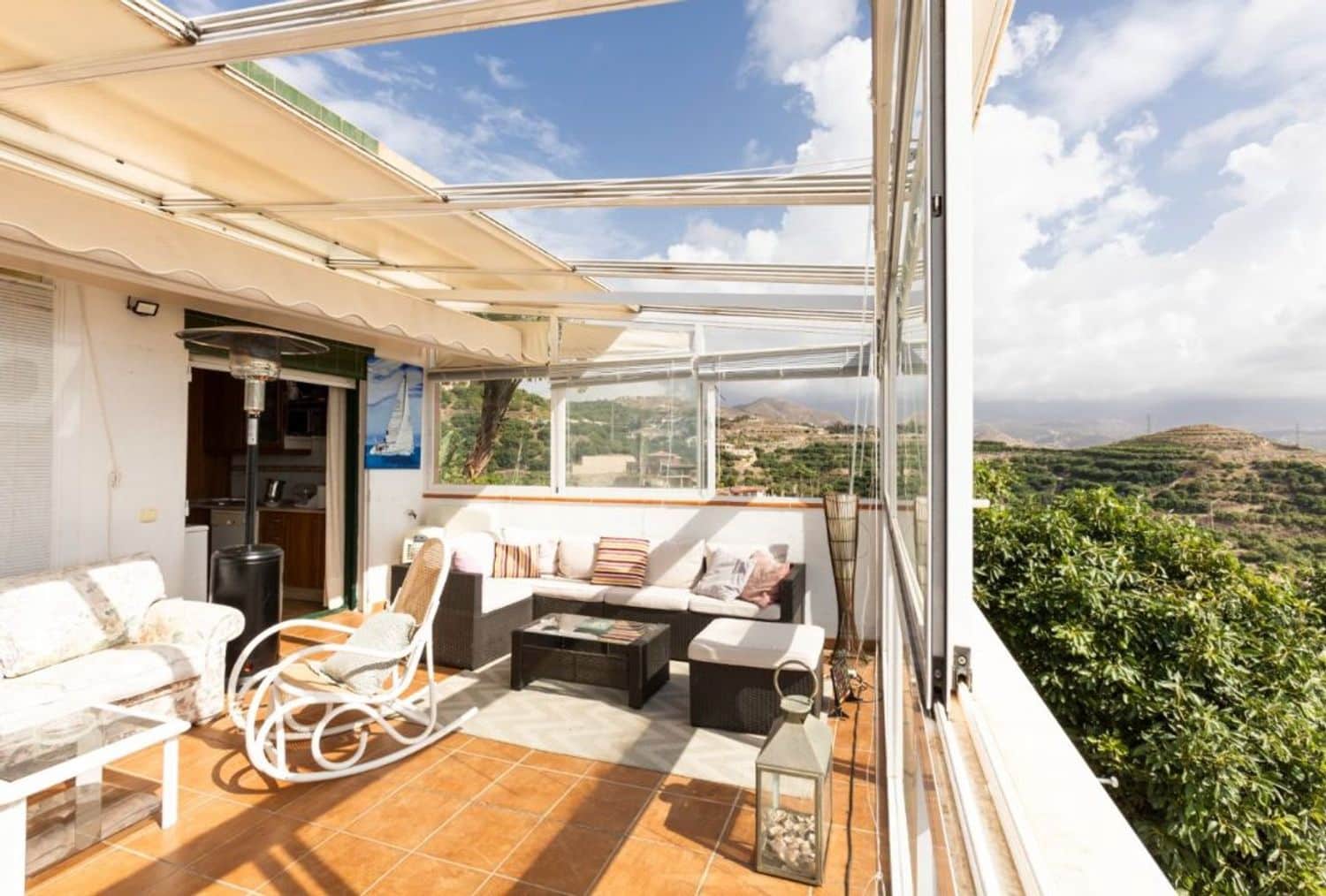 Moradia para venda em Motril - 499 000 € (Ref: 9976371)