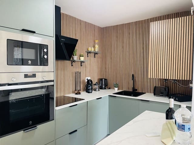 Lägenhet till salu i Nerja - 385 000 € (Ref: 9976373)