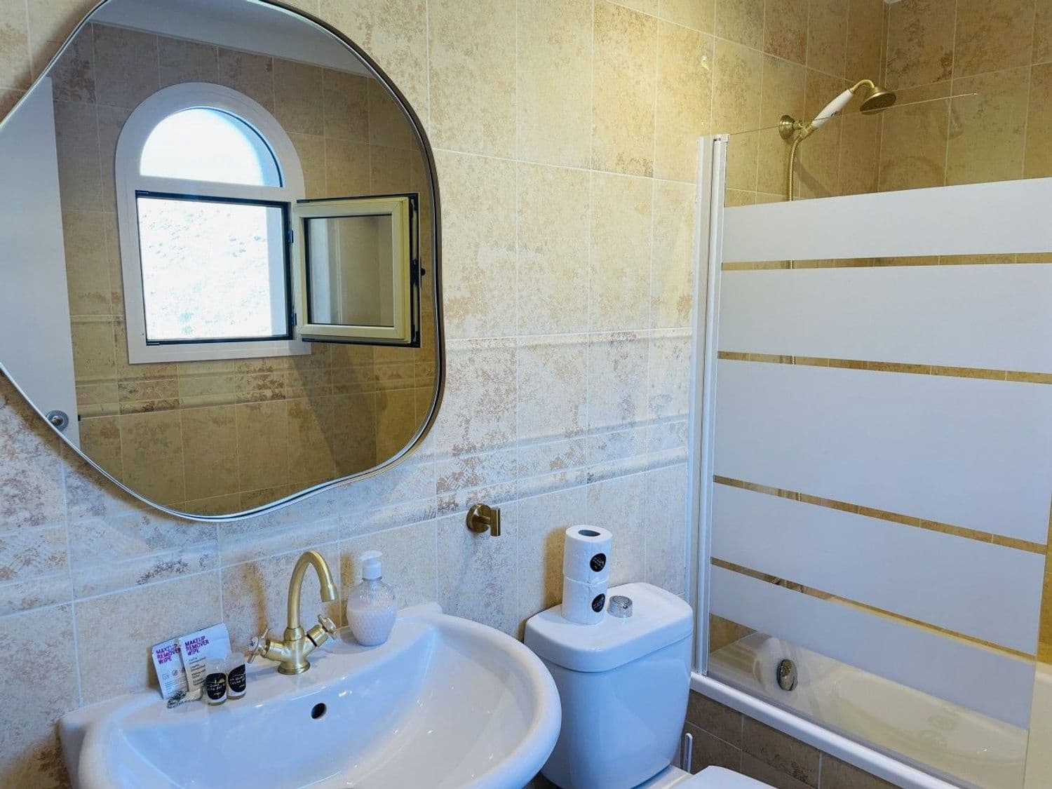 Apartment for sale in Nerja - € 385,000 (Ref: 9976373)