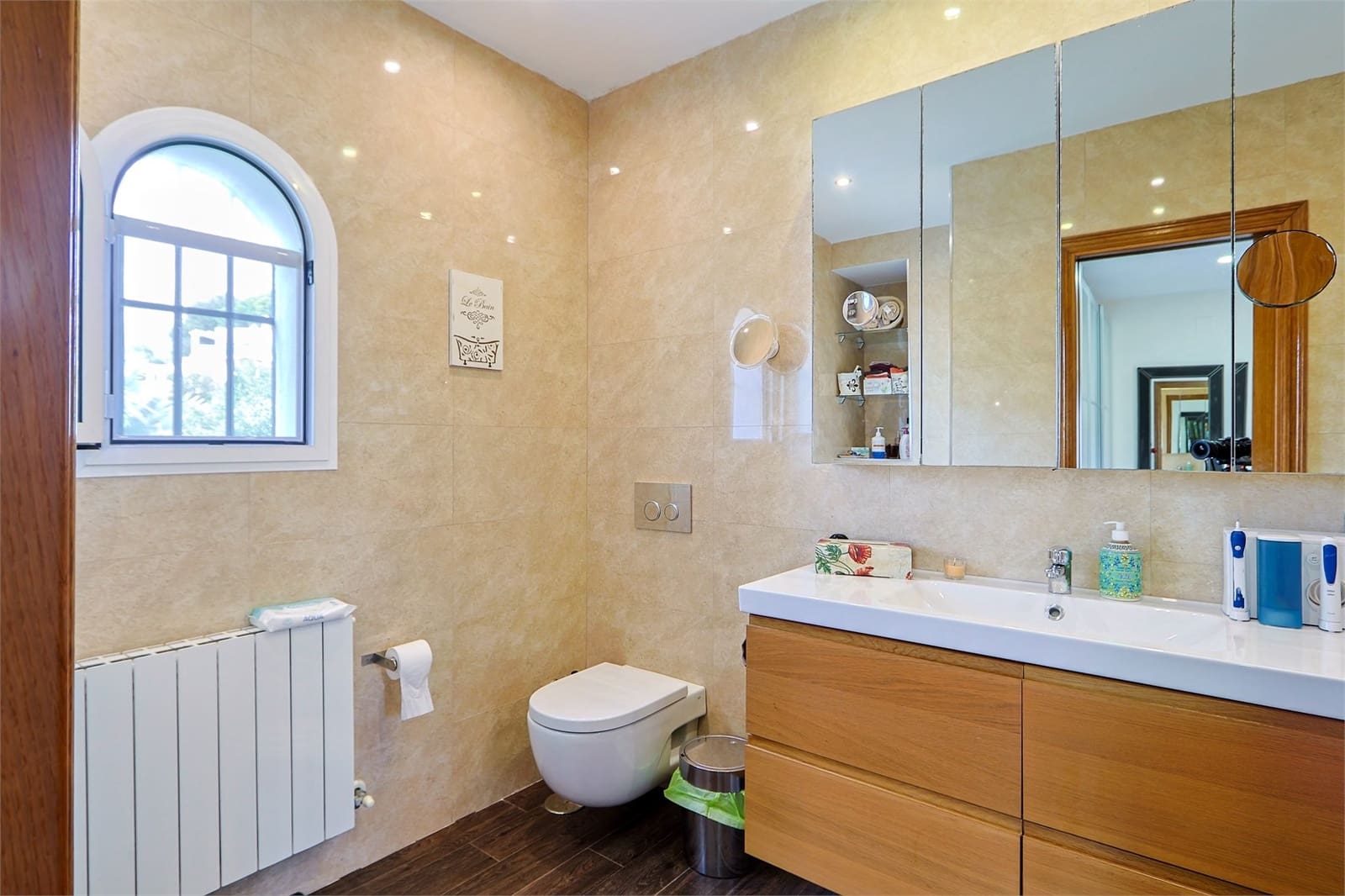 4 soveværelse Villa til salg i Nerja med swimmingpool garage - € 1.345.000 (Ref: 9976374)