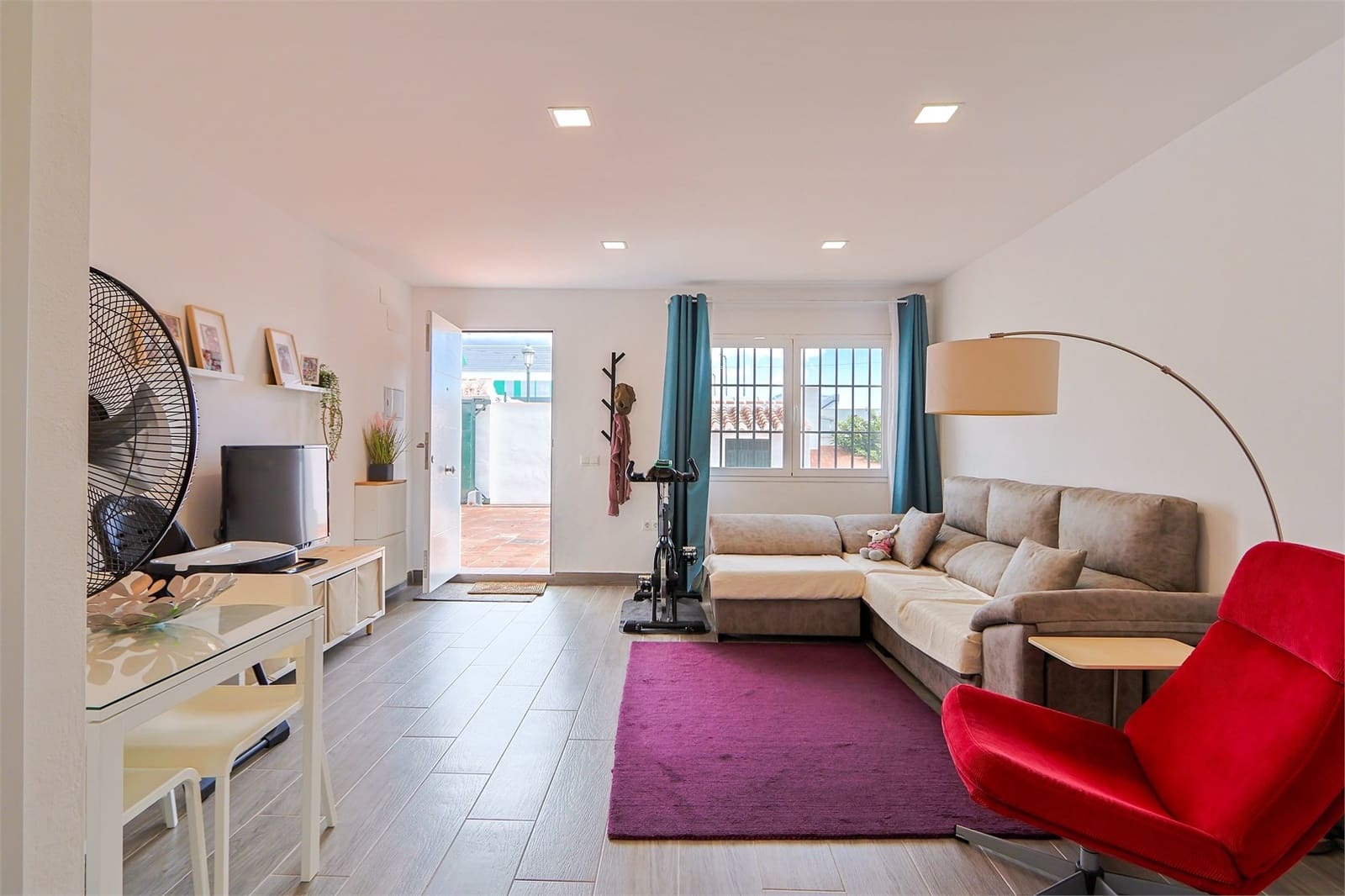 4 soveværelse Villa til salg i Nerja med swimmingpool garage - € 1.345.000 (Ref: 9976374)
