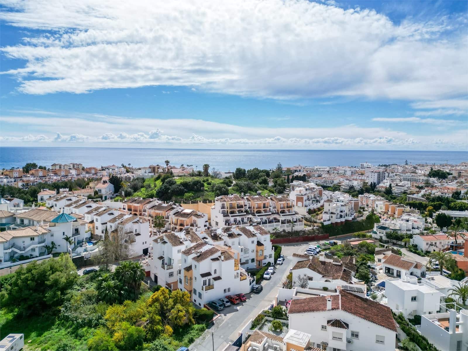 4 soveværelse Villa til salg i Nerja med swimmingpool garage - € 1.345.000 (Ref: 9976374)