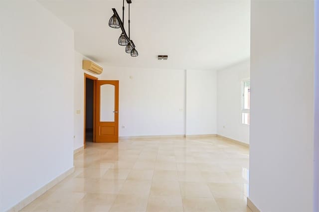 3 soverom Leilighet til salgs i Nerja med garasje - € 449 000 (Ref: 9976375)