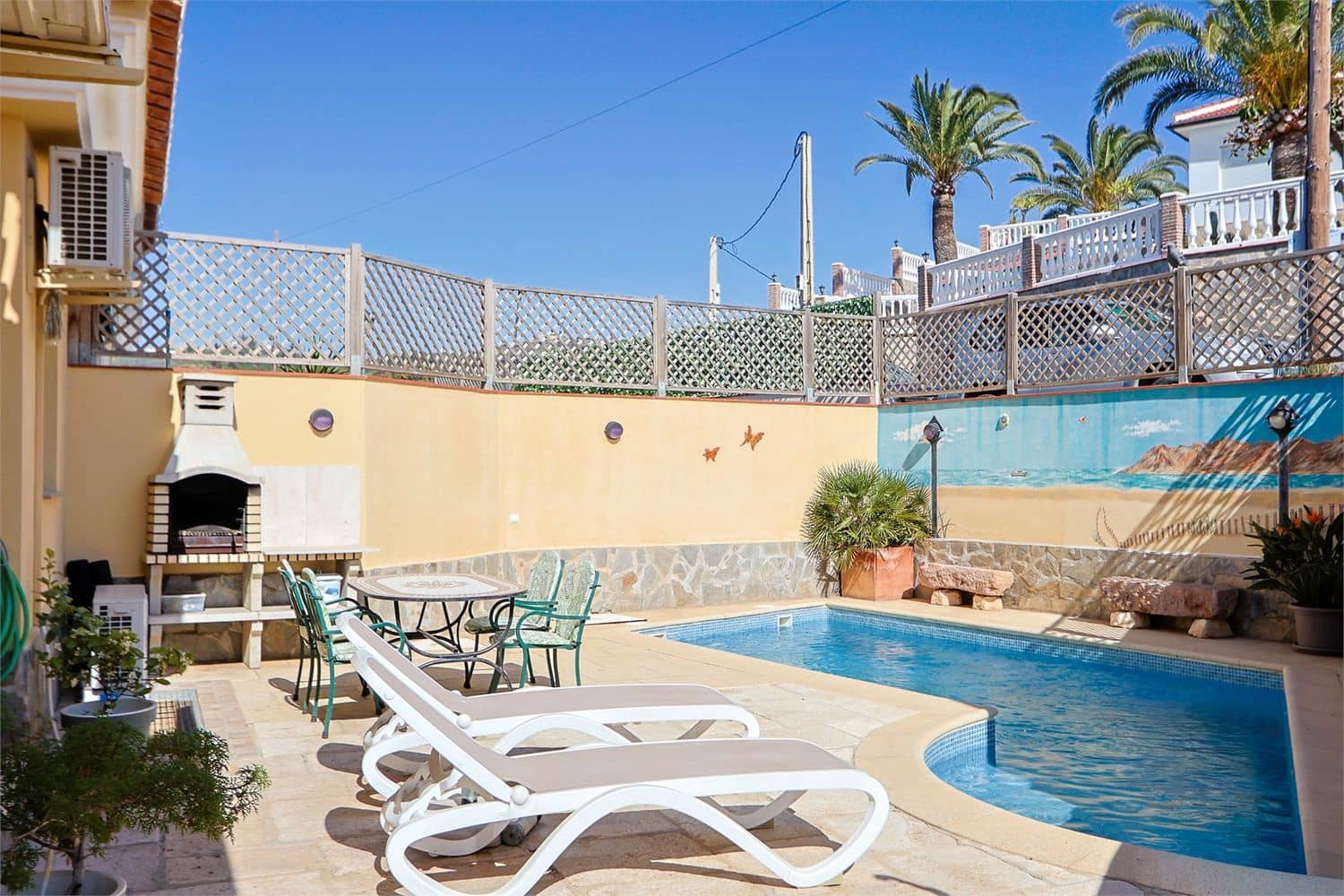 Villa for sale in Torrox-Costa - € 469,000 (Ref: 9976376)