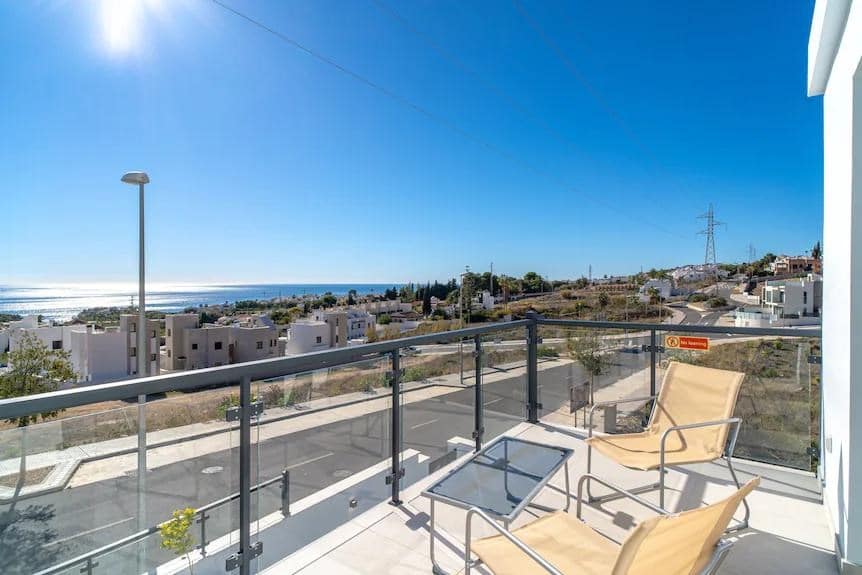 3 slaapkamer Villa te koop in Nerja met zwembad garage - € 829.000 (Ref: 9976377)