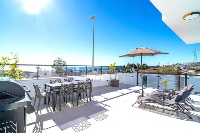 Villa zu verkaufen in Capistrano, Nerja - 789.000 € (Ref: 9976377)