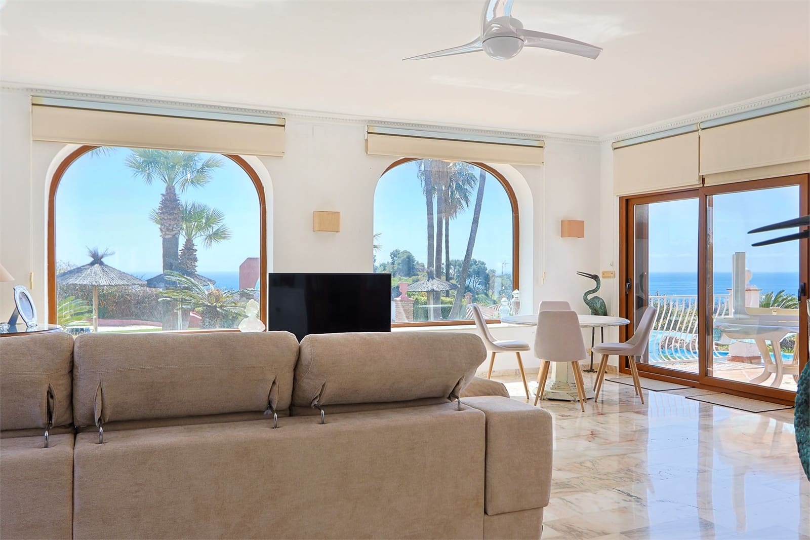 6 soveværelse Villa til salg i Nerja med swimmingpool garage - € 1.340.000 (Ref: 9976378)