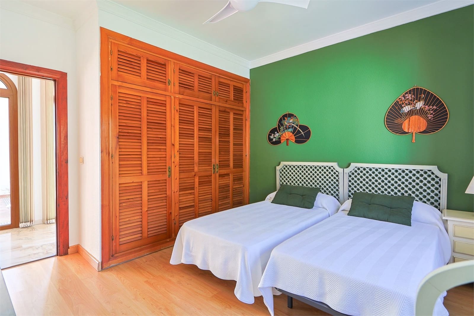 6 soveværelse Villa til salg i Nerja med swimmingpool garage - € 1.340.000 (Ref: 9976378)