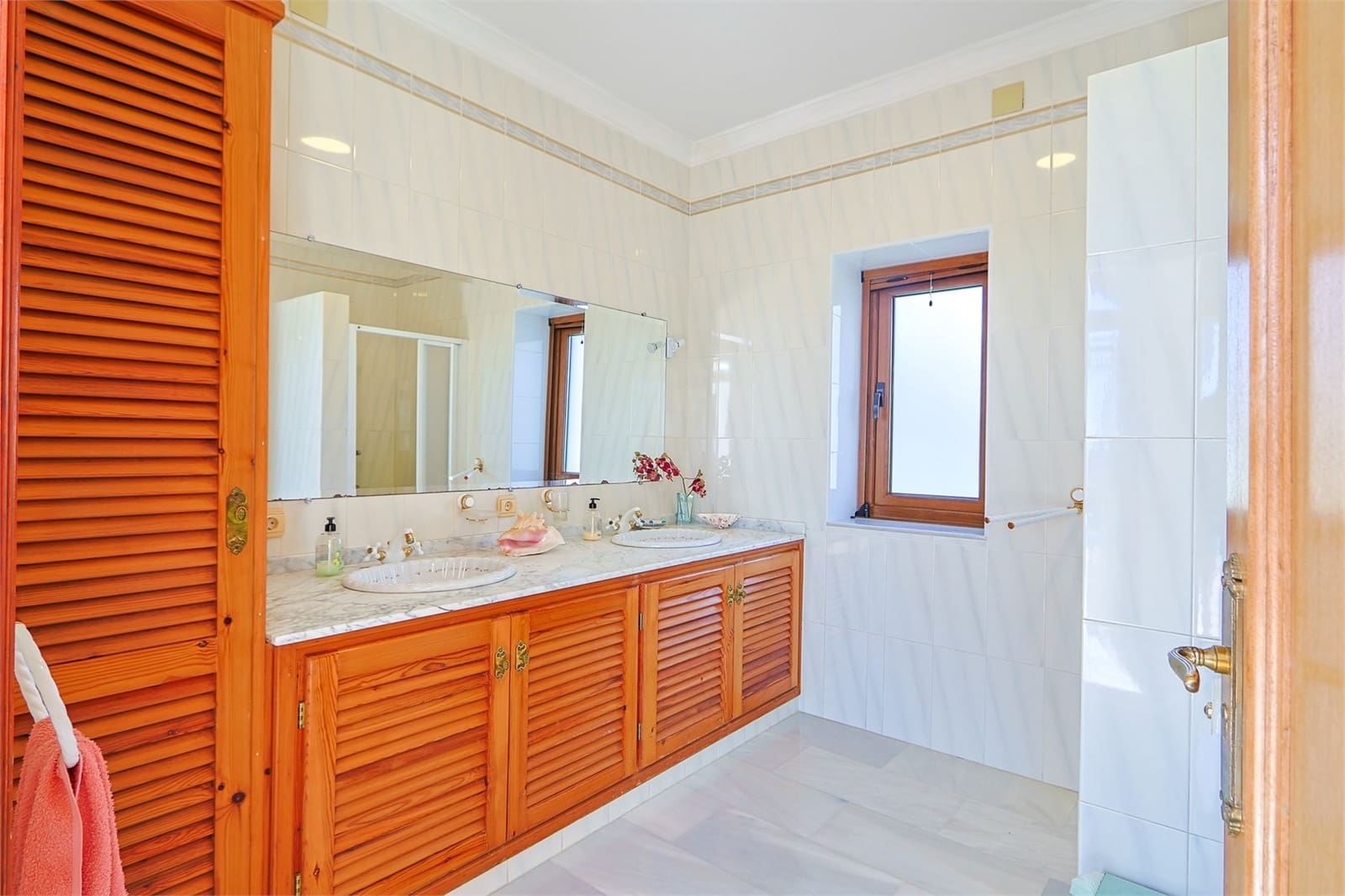 6 soveværelse Villa til salg i Nerja med swimmingpool garage - € 1.340.000 (Ref: 9976378)