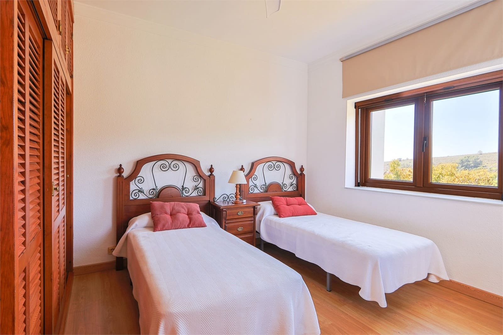 6 soveværelse Villa til salg i Nerja med swimmingpool garage - € 1.340.000 (Ref: 9976378)