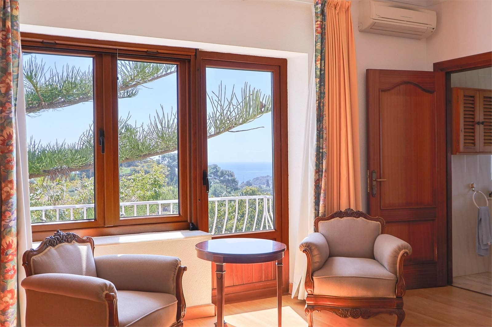 6 soveværelse Villa til salg i Nerja med swimmingpool garage - € 1.340.000 (Ref: 9976378)