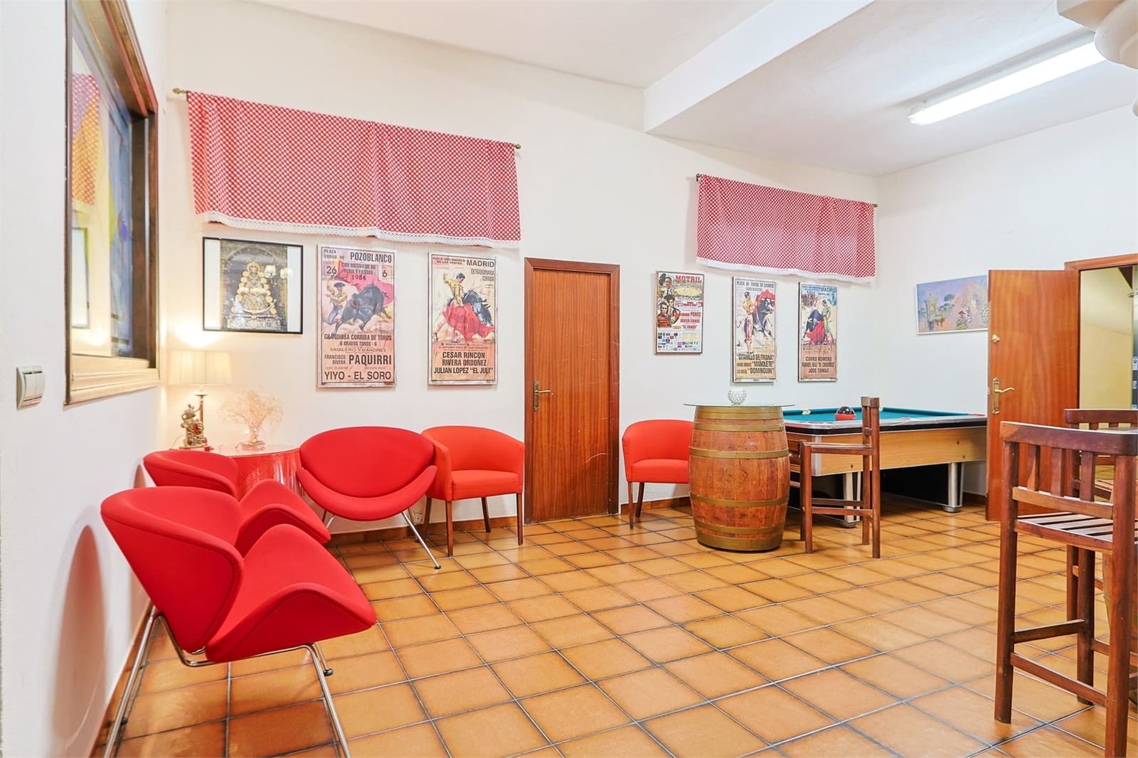 4 soveværelse Villa til salg i Motril med swimmingpool garage - € 900.000 (Ref: 9976379)