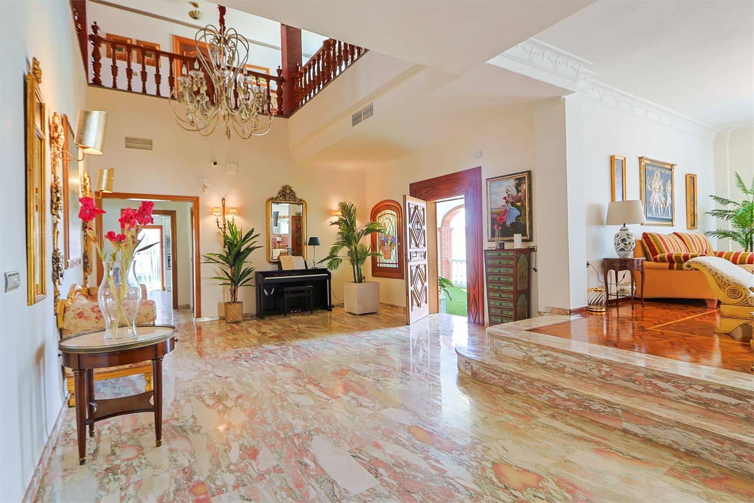 Moradia para venda em Motril - 900 000 € (Ref: 9976379)