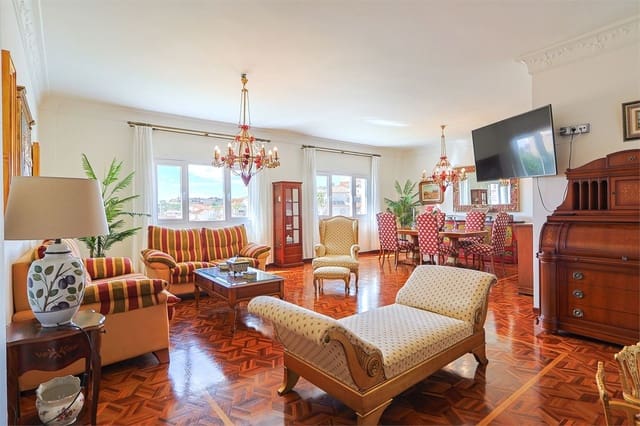 Villa/Maison à vendre à Motril - 900 000 € (Ref: 9976379)