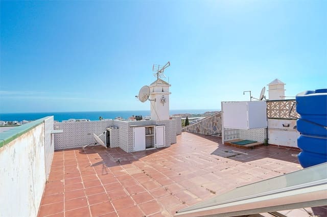2 sypialnia Dom na sprzedaż w Torrox z basenem garażem - 380 000 € (Ref: 9976380)