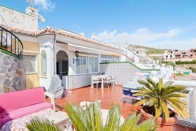 2 sypialnia Dom na sprzedaż w Torrox z basenem garażem - 380 000 € (Ref: 9976380)