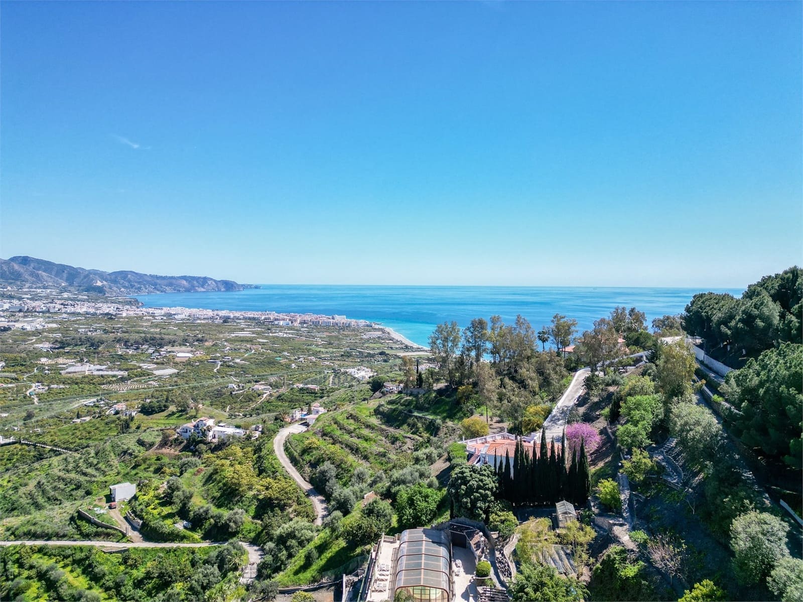 14 bedroom Villa for sale in Torrox with pool garage - € 1,250,000 (Ref: 9976381)