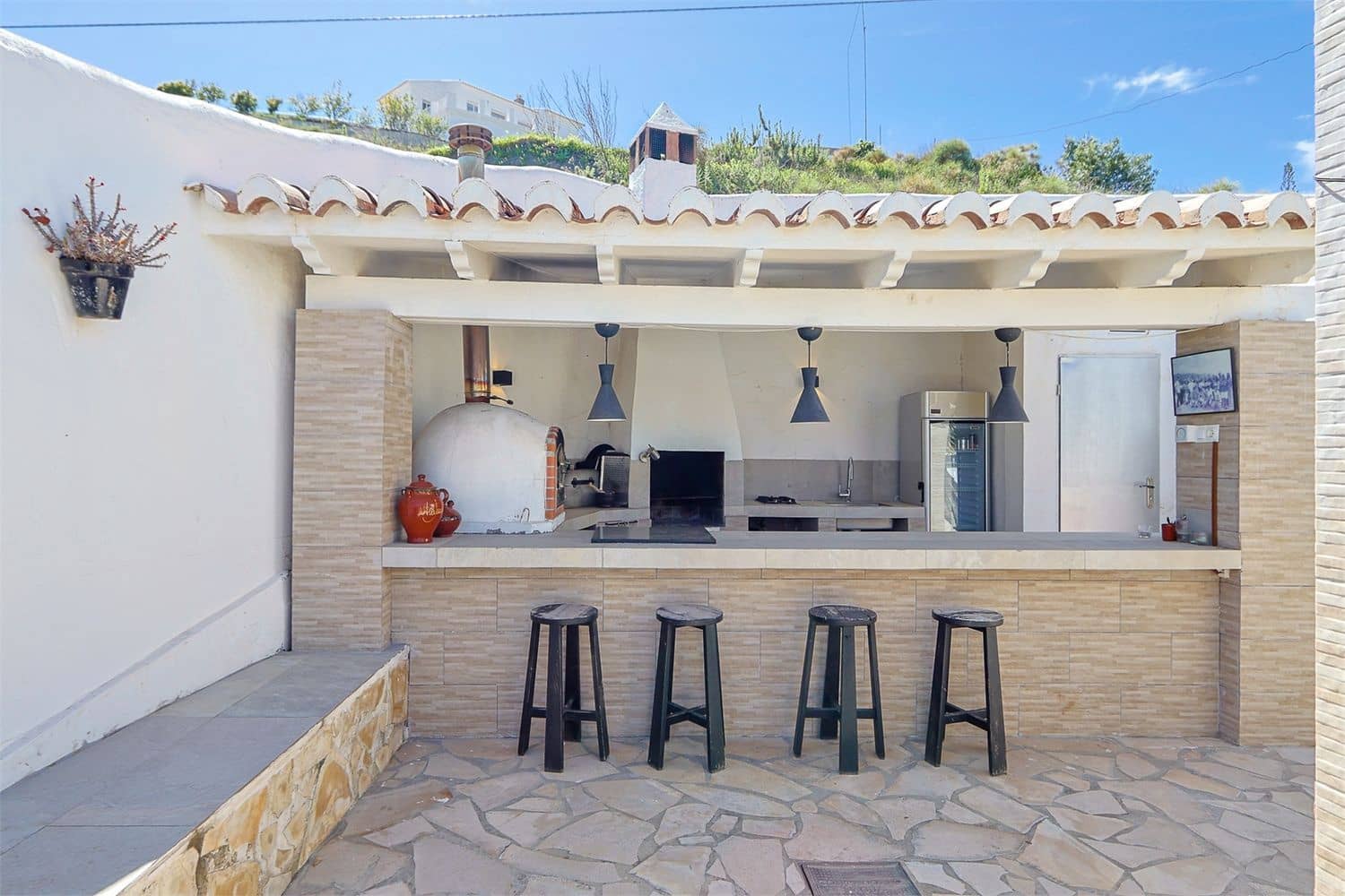 Moradia para venda em Nerja com piscina garagem - 1 250 000 € (Ref: 9976381)