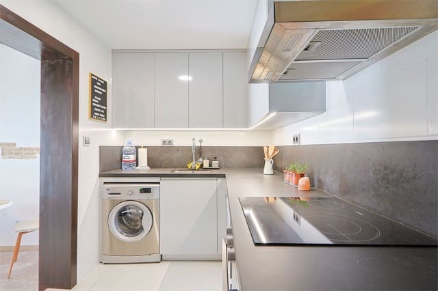 Rekkehus til salgs i Almuñécar - € 280 000 (Ref: 9976382)