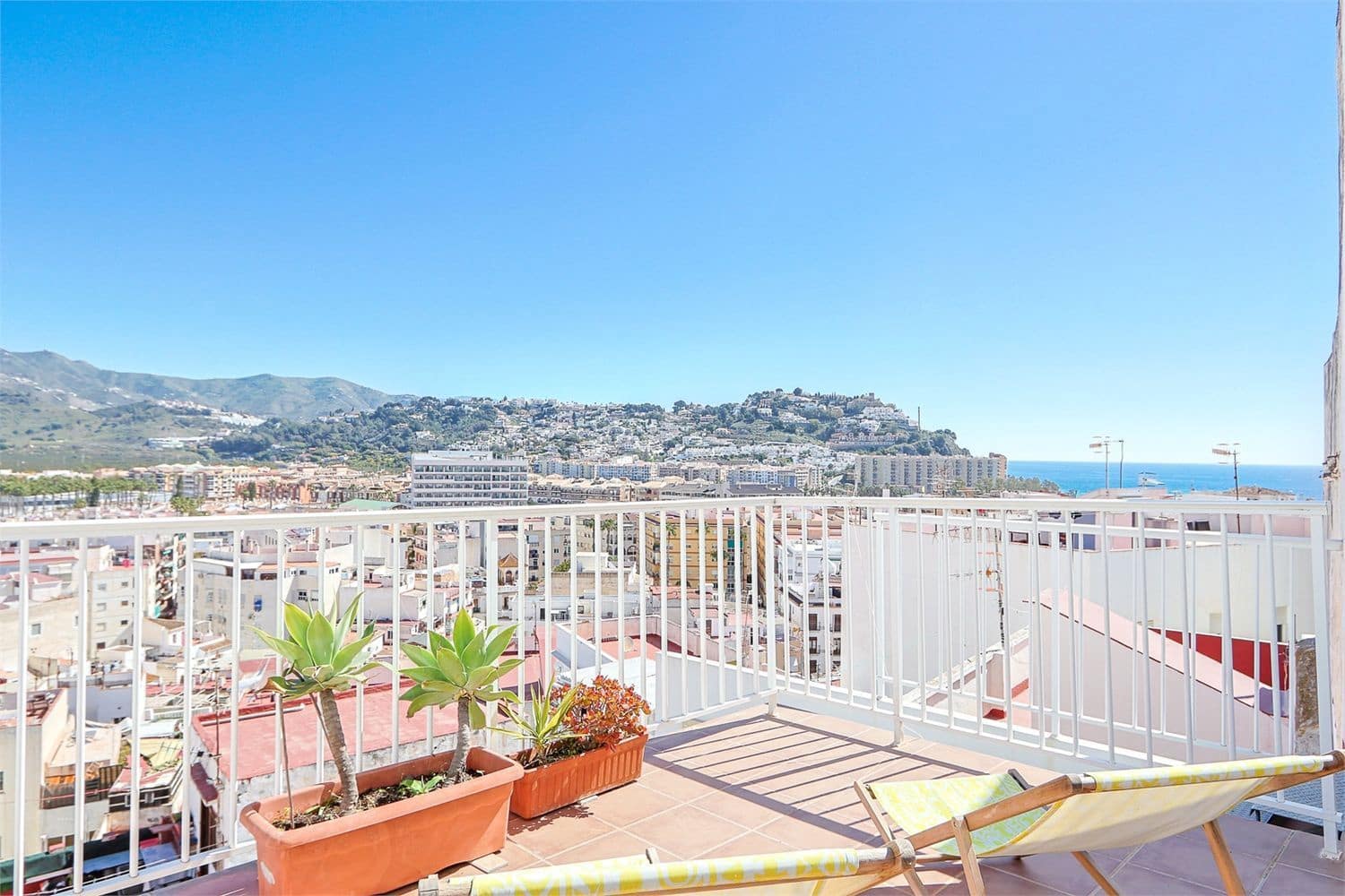 Terraced Villa for sale in Almunecar - € 280,000 (Ref: 9976382)