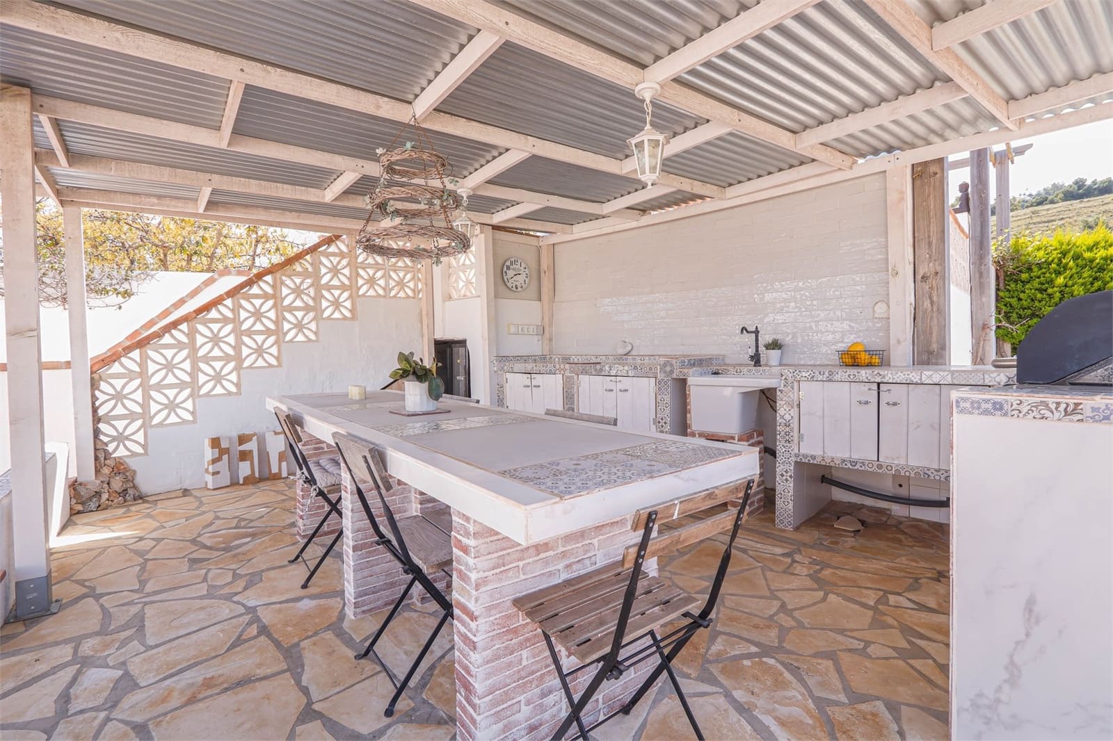 4 bedroom Finca/Country House for sale in Nerja with pool garage - € 1,099,000 (Ref: 9976384)