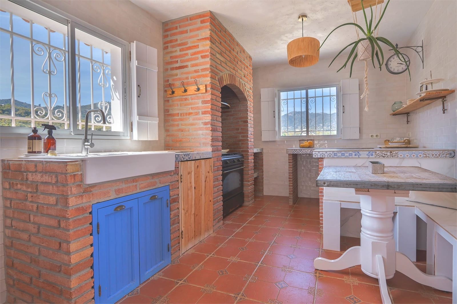 4 bedroom Finca/Country House for sale in Nerja with pool garage - € 1,099,000 (Ref: 9976384)