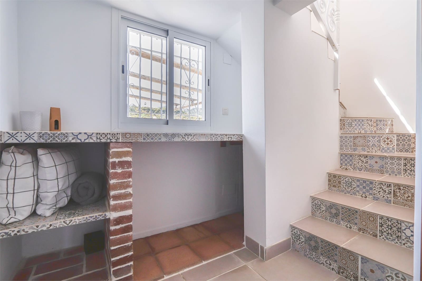 4 bedroom Finca/Country House for sale in Nerja with pool garage - € 1,099,000 (Ref: 9976384)