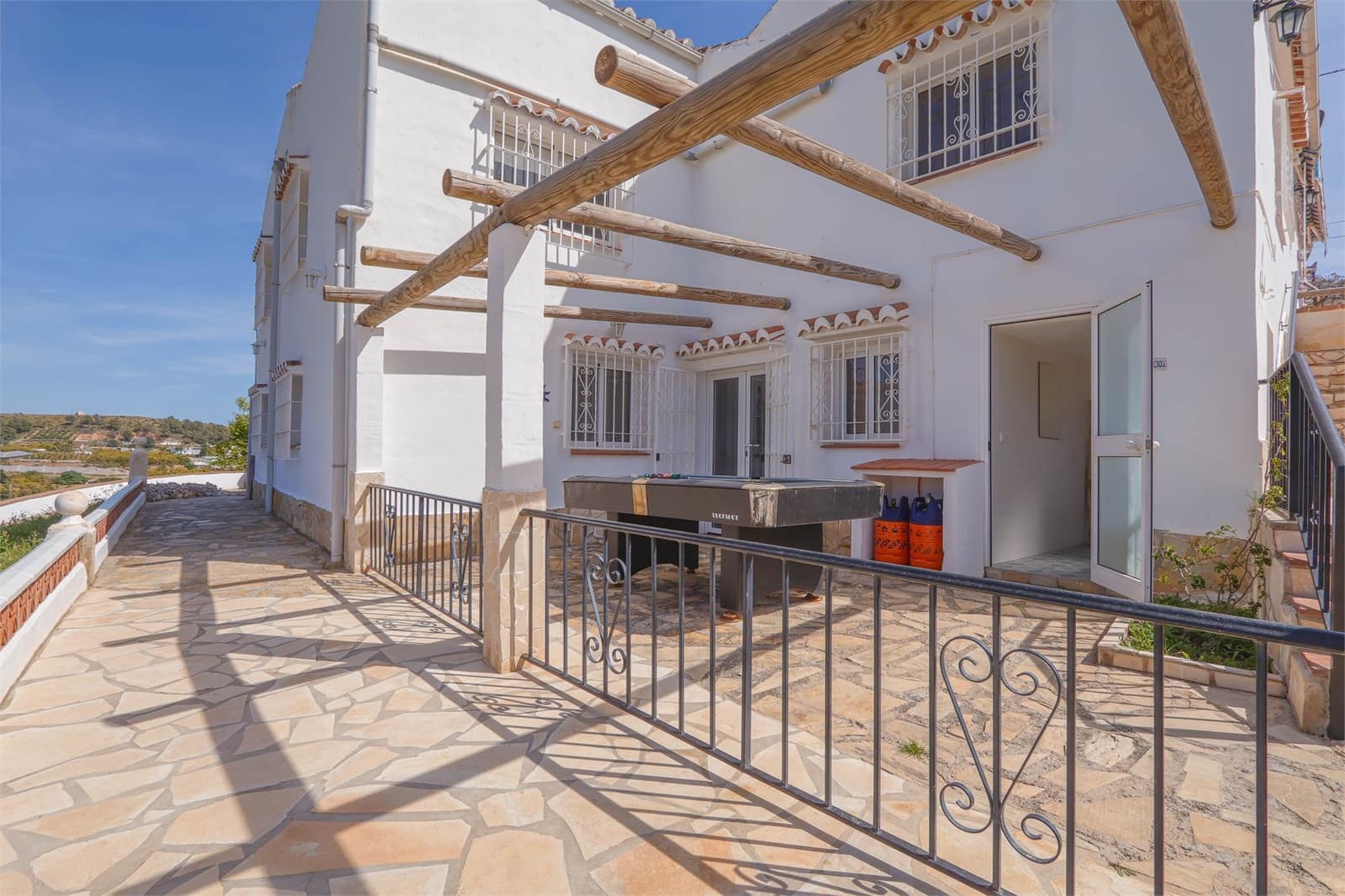 4 bedroom Finca/Country House for sale in Nerja with pool garage - € 1,099,000 (Ref: 9976384)