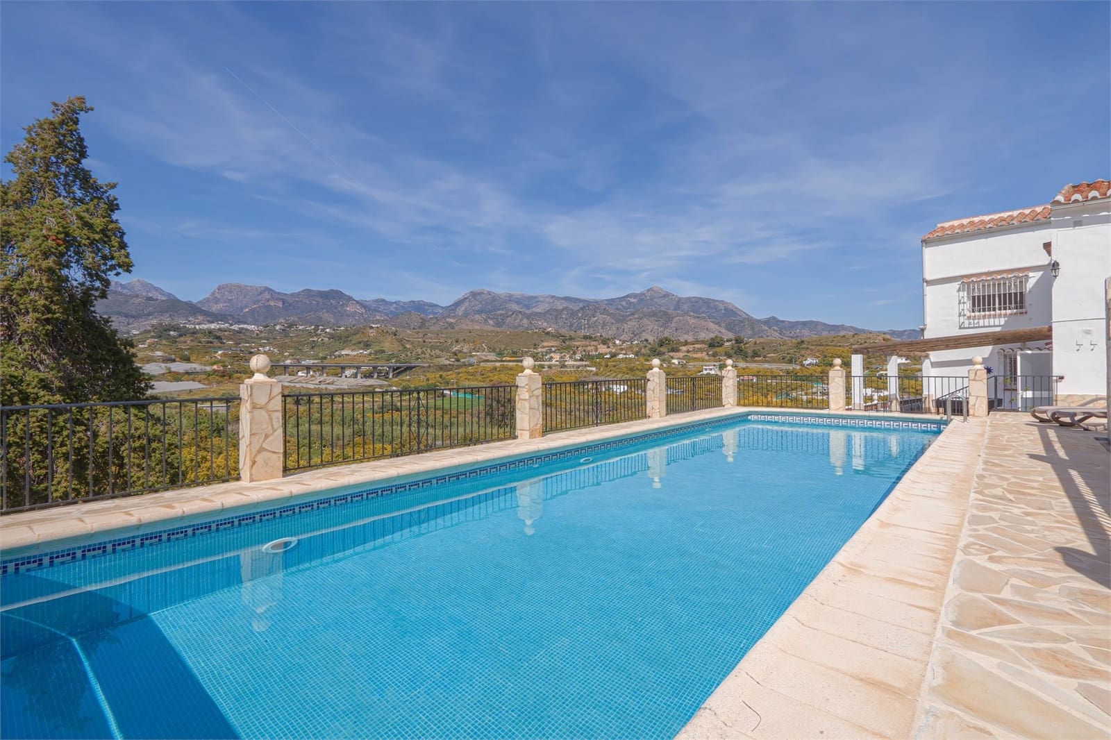 4 bedroom Finca/Country House for sale in Nerja with pool garage - € 1,099,000 (Ref: 9976384)