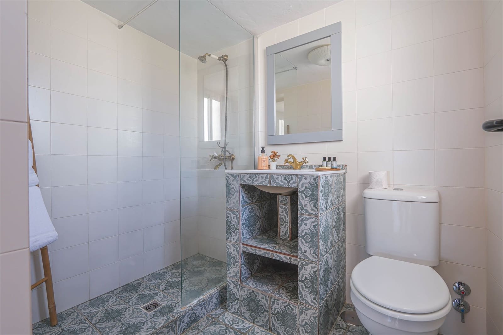 4 bedroom Finca/Country House for sale in Nerja with pool garage - € 1,099,000 (Ref: 9976384)