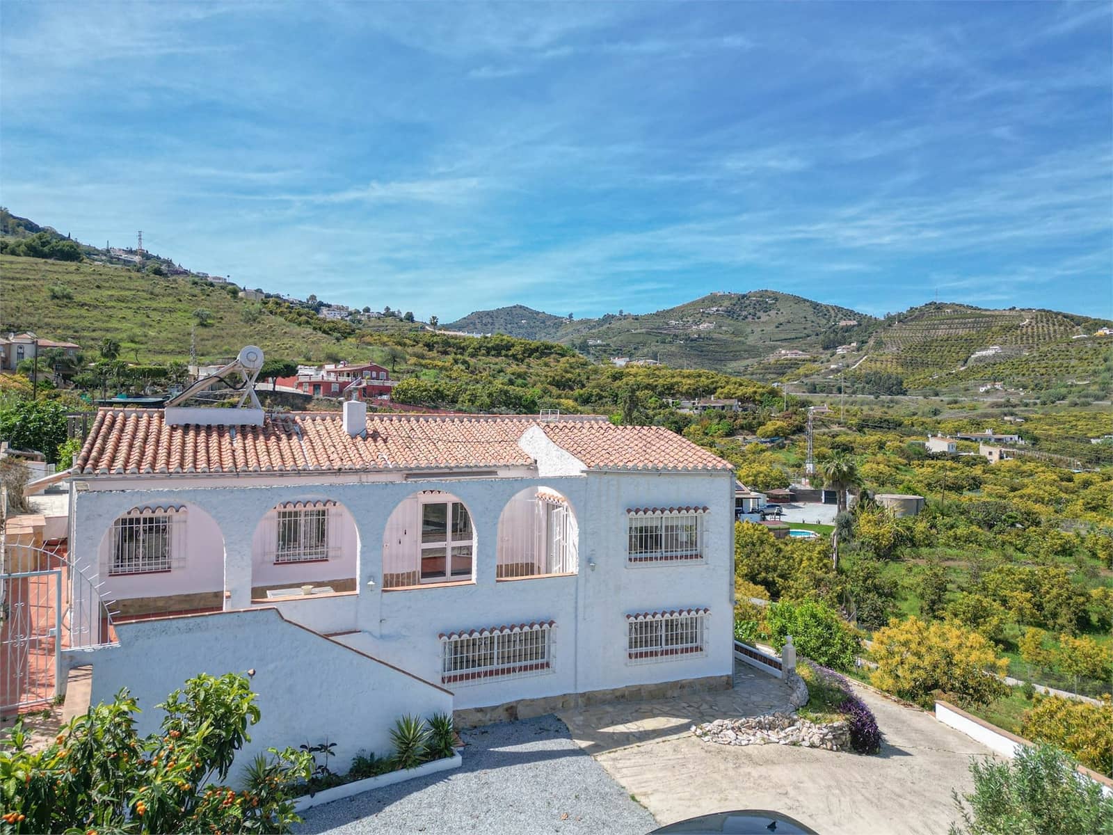4 bedroom Finca/Country House for sale in Nerja with pool garage - € 1,099,000 (Ref: 9976384)