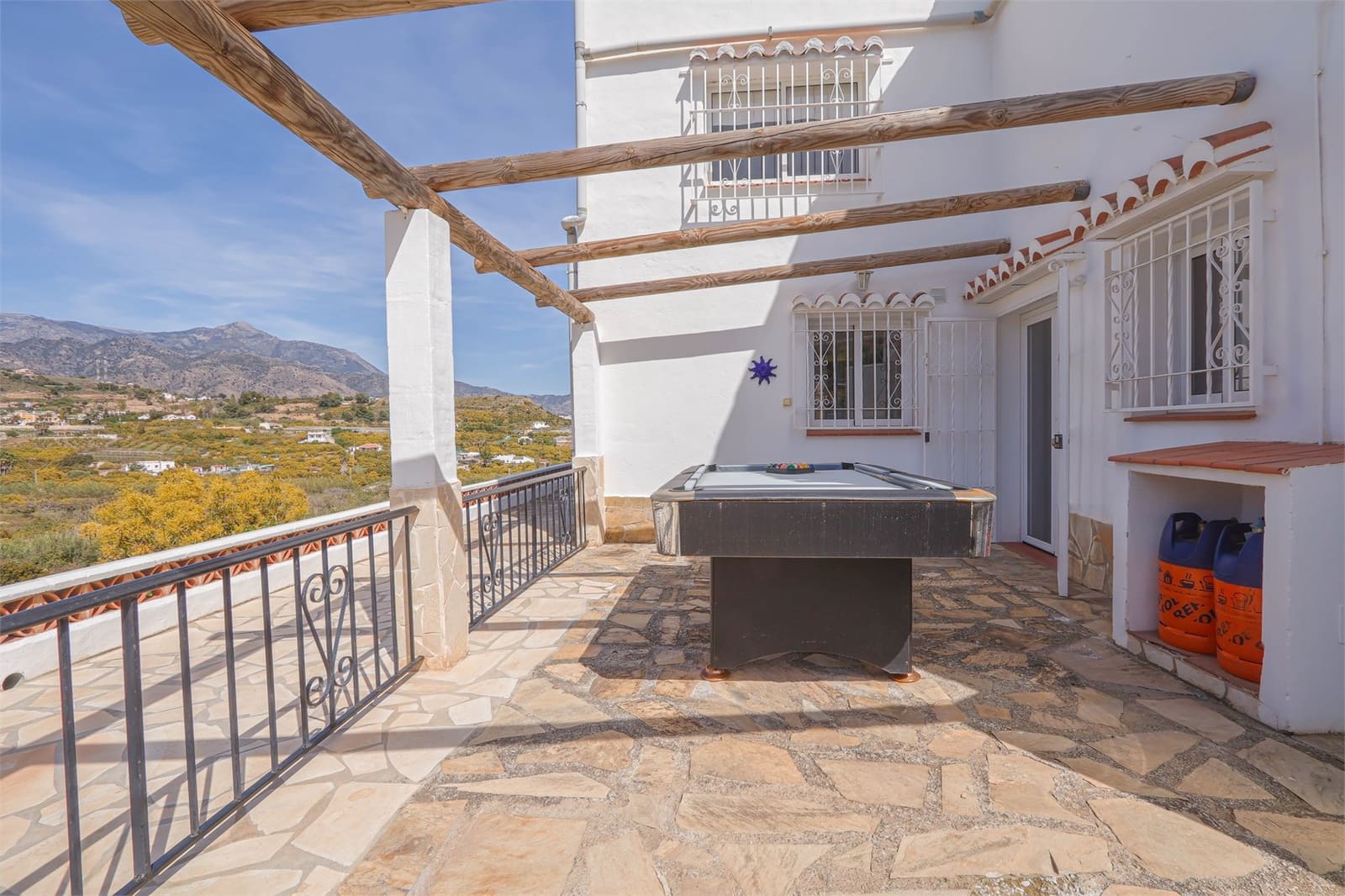 4 bedroom Finca/Country House for sale in Nerja with pool garage - € 1,099,000 (Ref: 9976384)